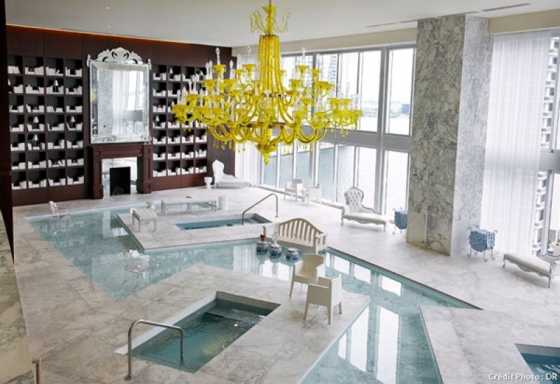 Marbre blanc dans le spa du Viceroy Hôtel à Miami