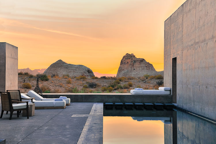 Coucher de soleil sur l'Amangiri Utah, hôtel du désert