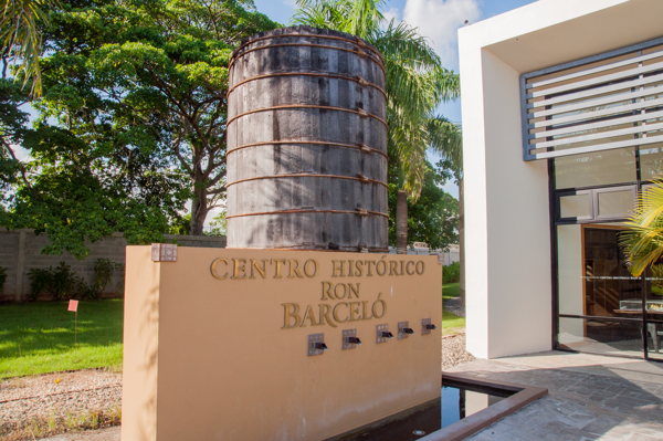Vous prendrez bien un verre de rhum ? 1 Arrivée - rhumerie Don Barcelo