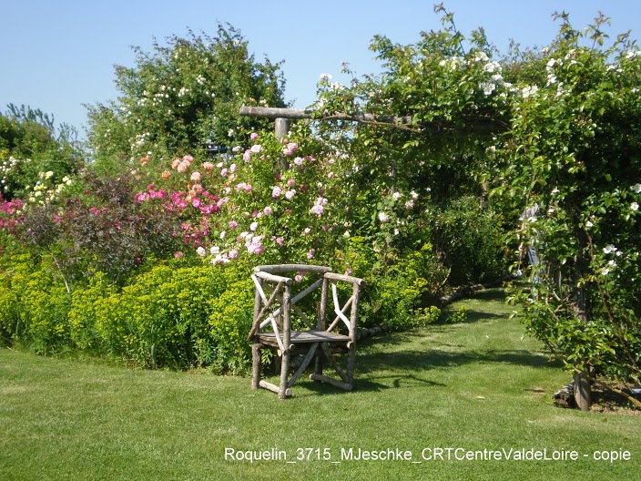 Jardins de roses… 6 Le jardin - roses Roquelin