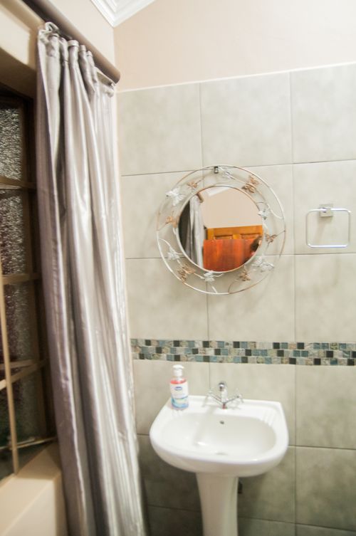 Voyage en Afrique du Sud, salle de bain - Lidwala Backpaker Lodge à Ezulwini Voyage en Afrique du Sud, salle de bain - Lidwala Backpaker Lodge à Ezulwini
