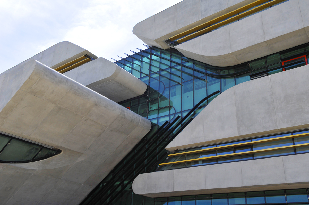 Se souvenir de Zaha Hadid, architecte lumineuse 5 bâtiment - Zaha Hadid
