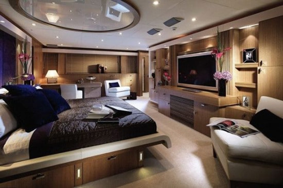 Dormir dans un bunker de luxe : l'hébergement insolite qui fascine les ultra-riches