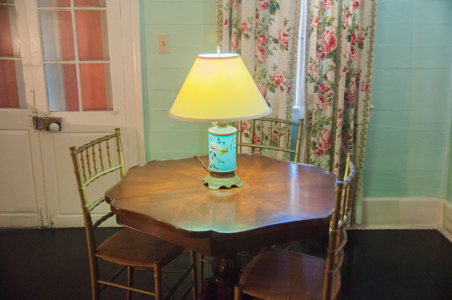 Table - maison coloniale - Nassau - Voyage Bahamas