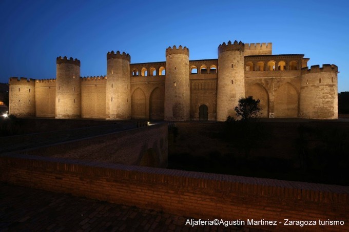 Le palais de la Aljaferia à Saragosse 1 Le palais de la Aljaferia - Saragosse