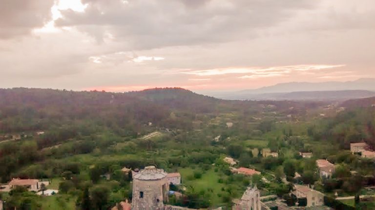 Paysage depuis le Château du Beaucet