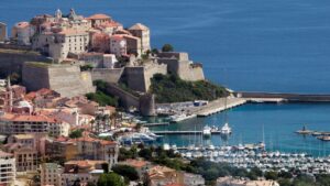 soffrir une excursion en bateau en mediterranee