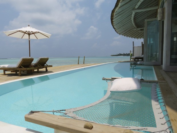 Bronzage obligatoire au Soneva Jani aux Maldives
