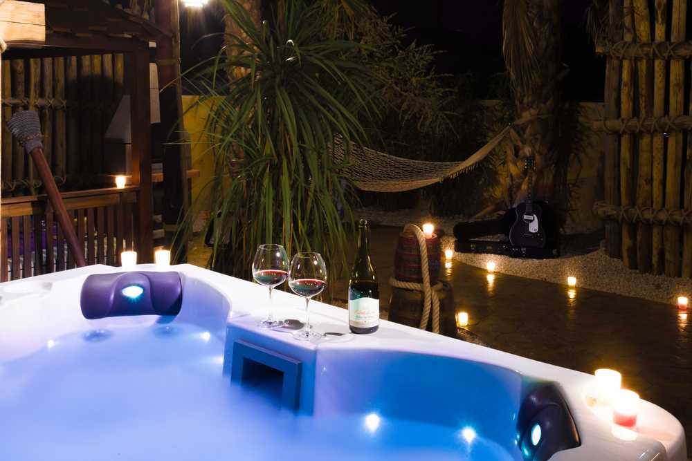 Ambiance jacuzzi à l'hôtel Cap Pirate au Cap d'Adge