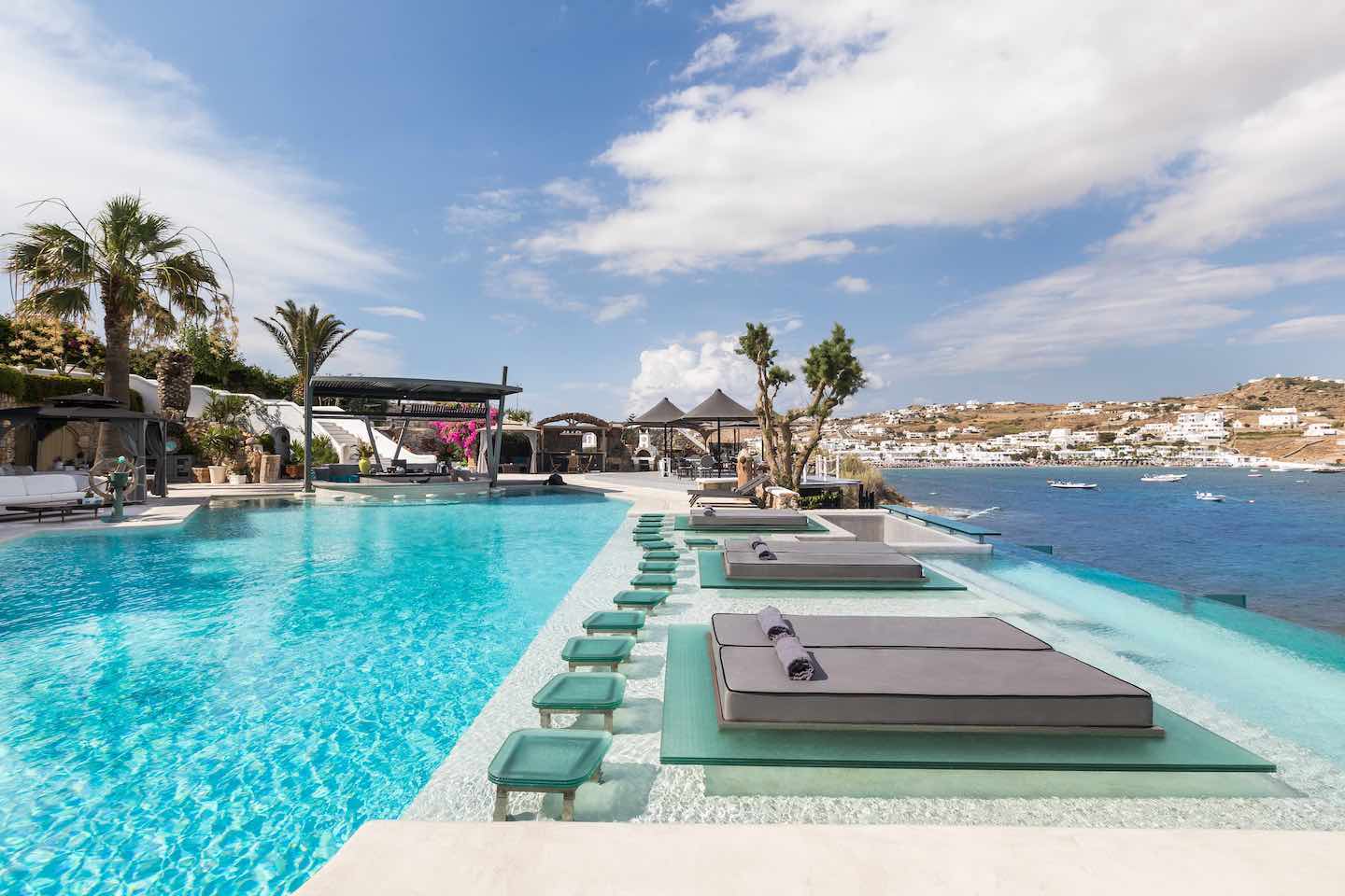 Piscine au Myvotos Hôtel à Mykonos