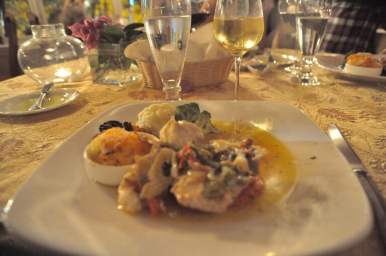 Des plats traditionnels de la culture bahaméenne vous seront proposés Des plats traditionnels de la culture bahaméenne vous seront proposés