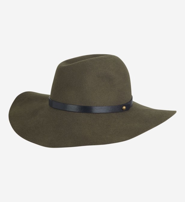 Un chapeau