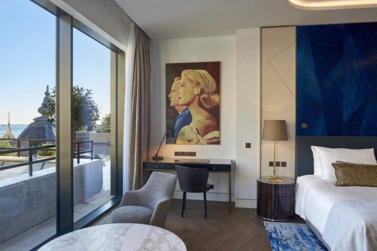 LA SUITE PRINCE RAINIER III à l’Hôtel de Paris, Monte-Carlo LA SUITE PRINCE RAINIER III à l’Hôtel de Paris, Monte-Carlo