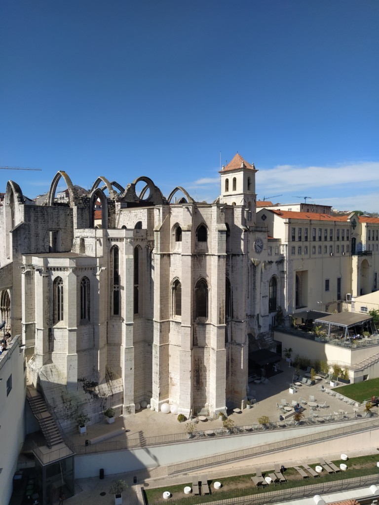 L'église non terminée