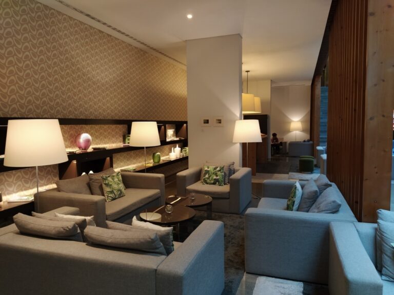 Un salon du bar lounge
