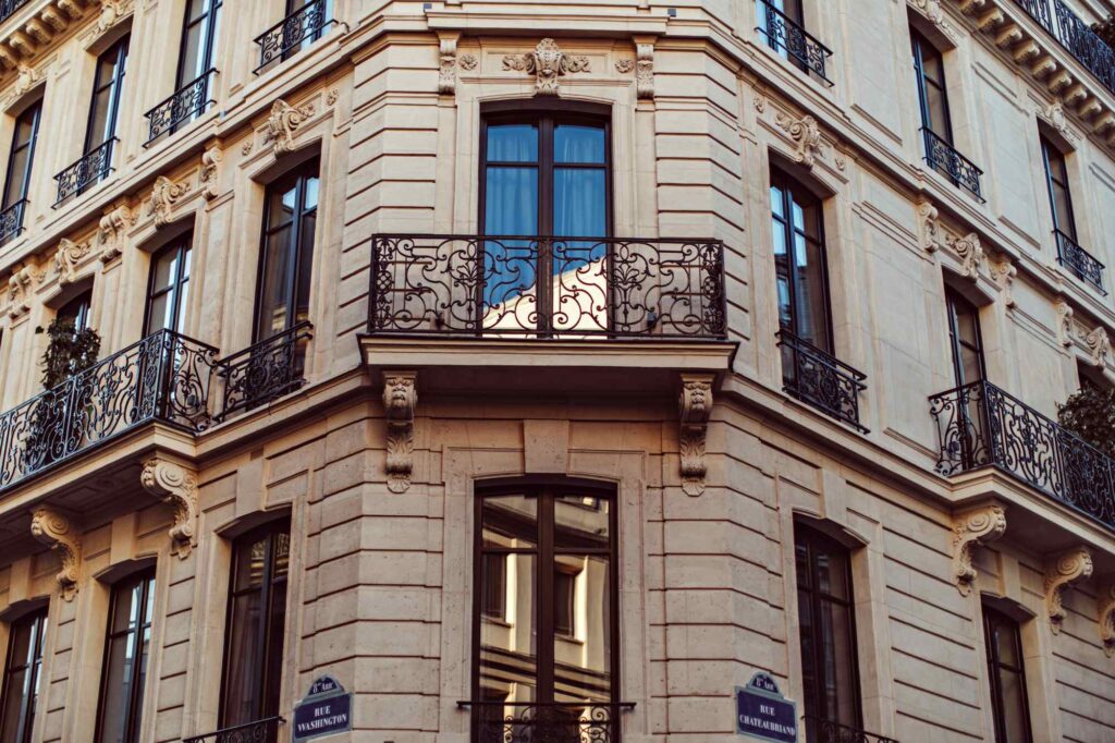 Façade de Monsieur George Paris Façade de Monsieur George Paris