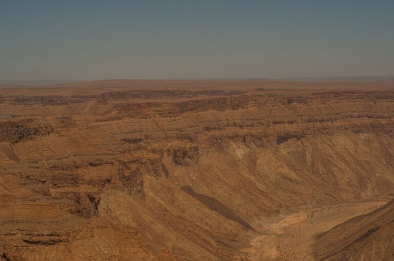 Fish River Canyon Namibie — parois de grès rouge