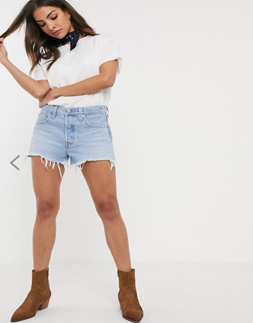 Short en jean Levis - 55€ Short en jean Levis - 55€