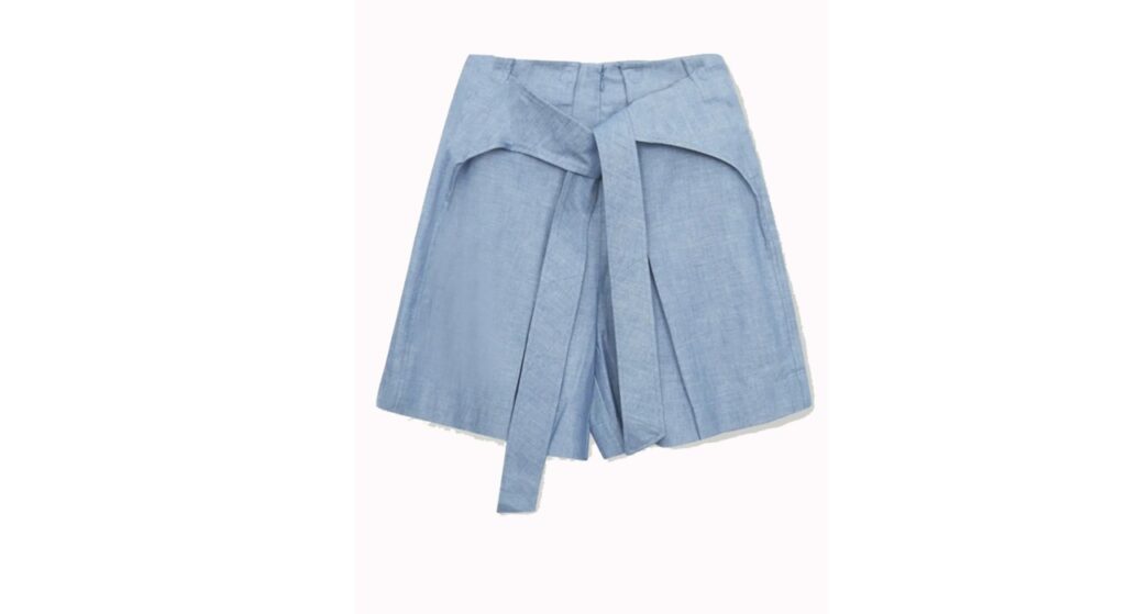 Short en jean Phillip Lim - 330€ Short en jean Phillip Lim - 330€