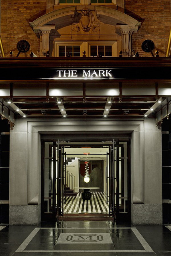 L'entrée majestueuse du Mark Hotel à New York L'entrée majestueuse du Mark Hotel à New York