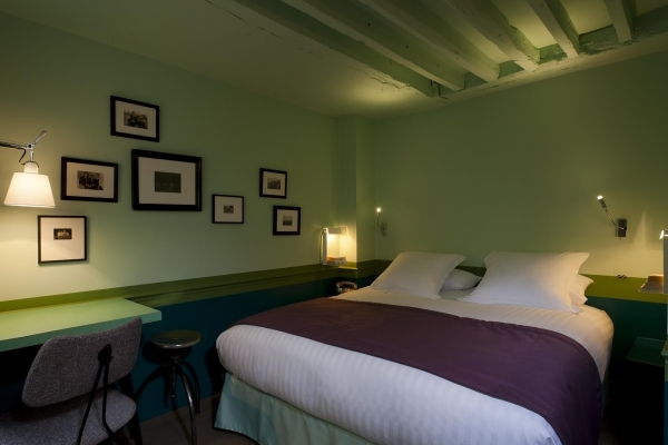 Une autre chambre à l'hôtel le Crayon à Paris Une autre chambre à l'hôtel le Crayon à Paris
