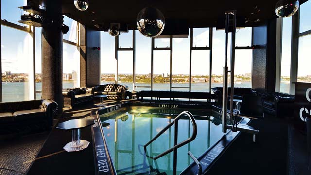 Le Bain à New York Le Bain à New York