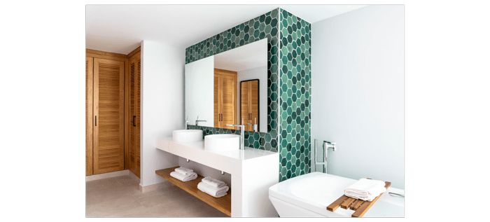 salle de bain Club Med Seychelles baignoire vue forêt tropicale