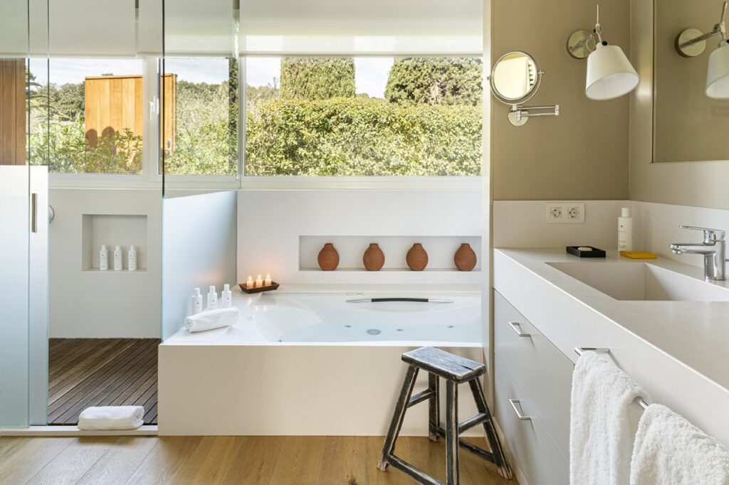 Une baignoire pour un instant cocooning