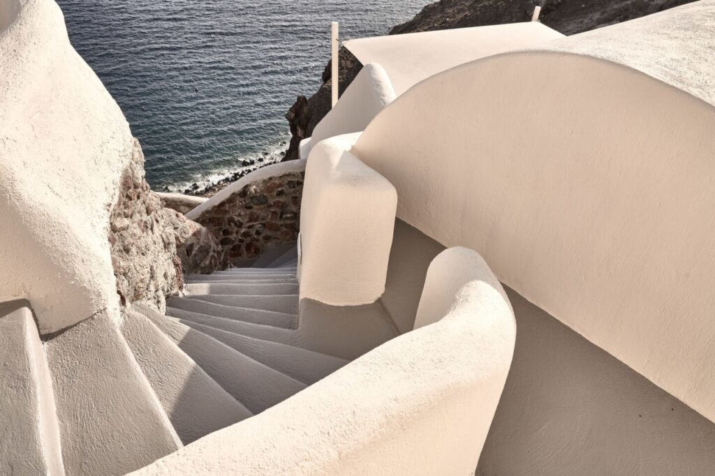escalier mystique hôtel santorin