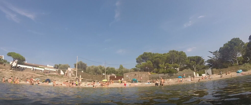 plage de Cadaqués Costa Brava village blanc Espagne