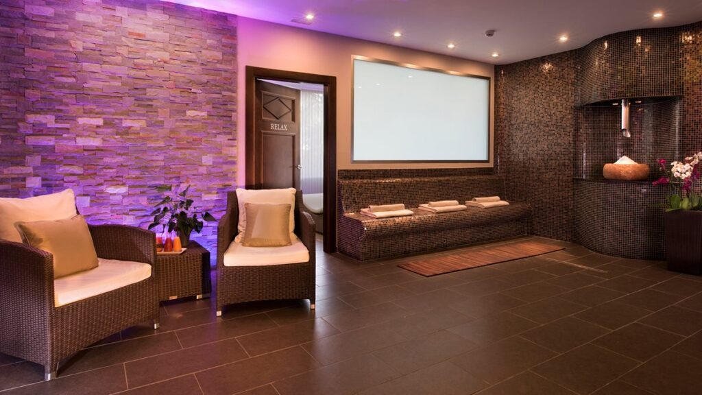 Dans le spa du Kempinsky Hôtel
