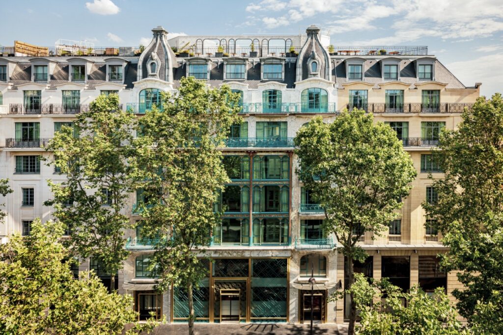 La façade du Kimpton Hôtel Saint Honoré