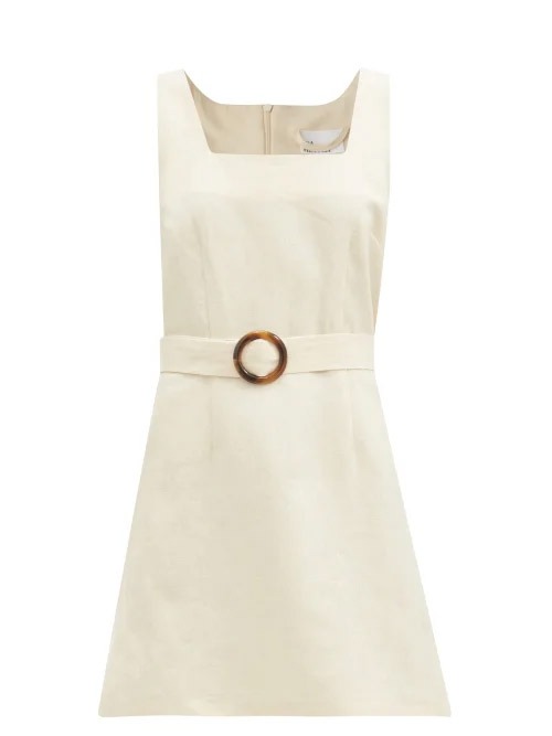 Robe Lisa Marie Fernandez