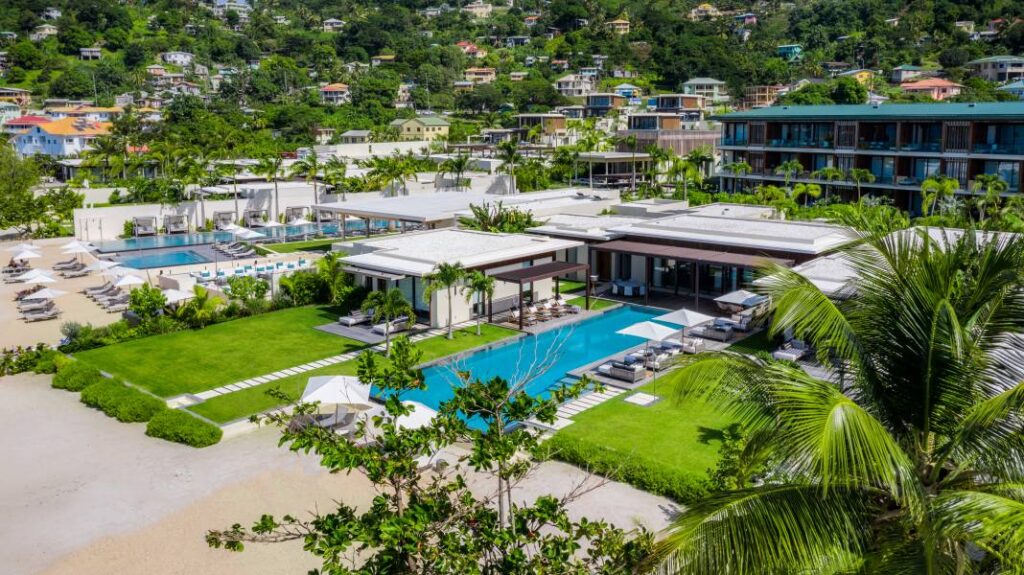 Piscine de 100 mètres du Silversands, parmi les plus beaux hôtels des Caraïbes
