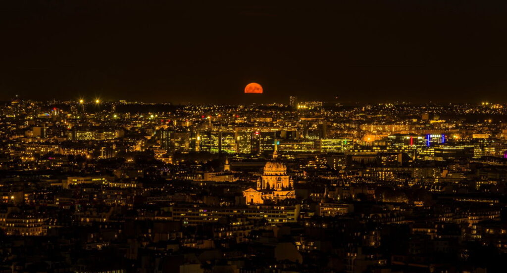 Vue sur Paris la nuit