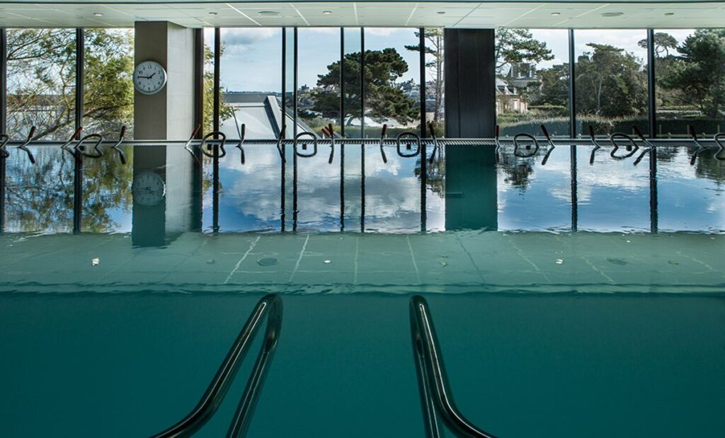 balnéothérapie piscine thalasso Dinard Emeria