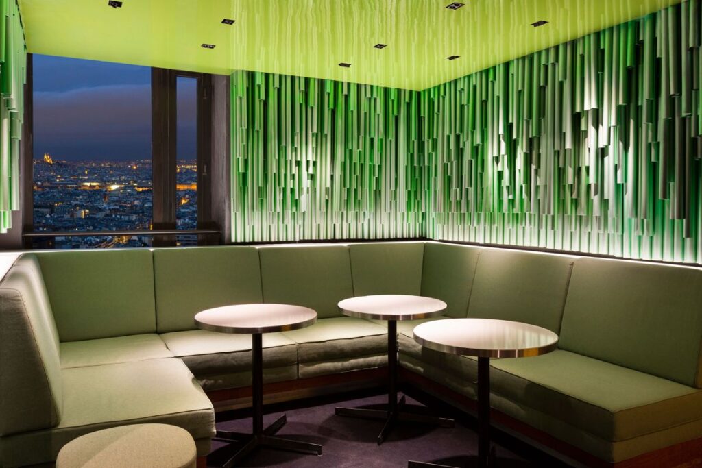L'intérieur du Sky-bar