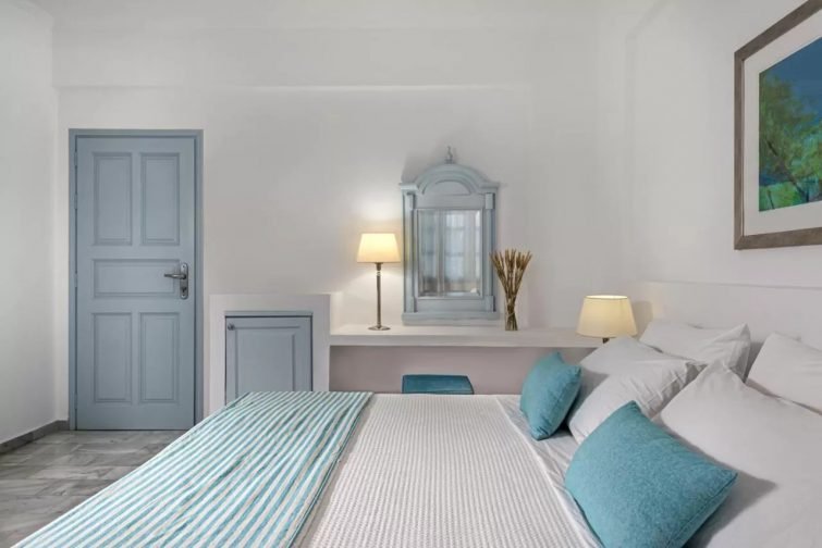 Santorini Kastelli Resort
