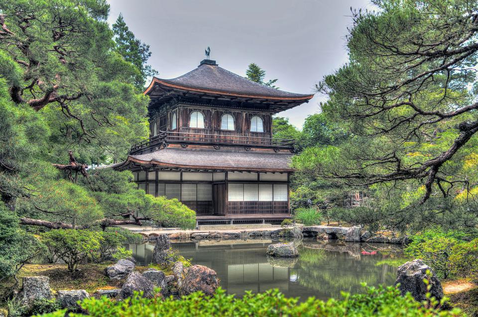 Visiter le temple de pavillon d’or à Kyoto