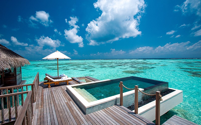 Piscine sur la terrasse