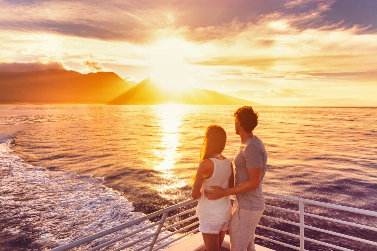 couple croisière santorin