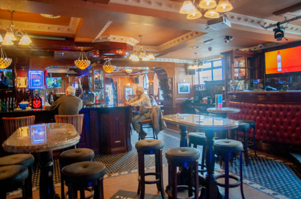 Un pub