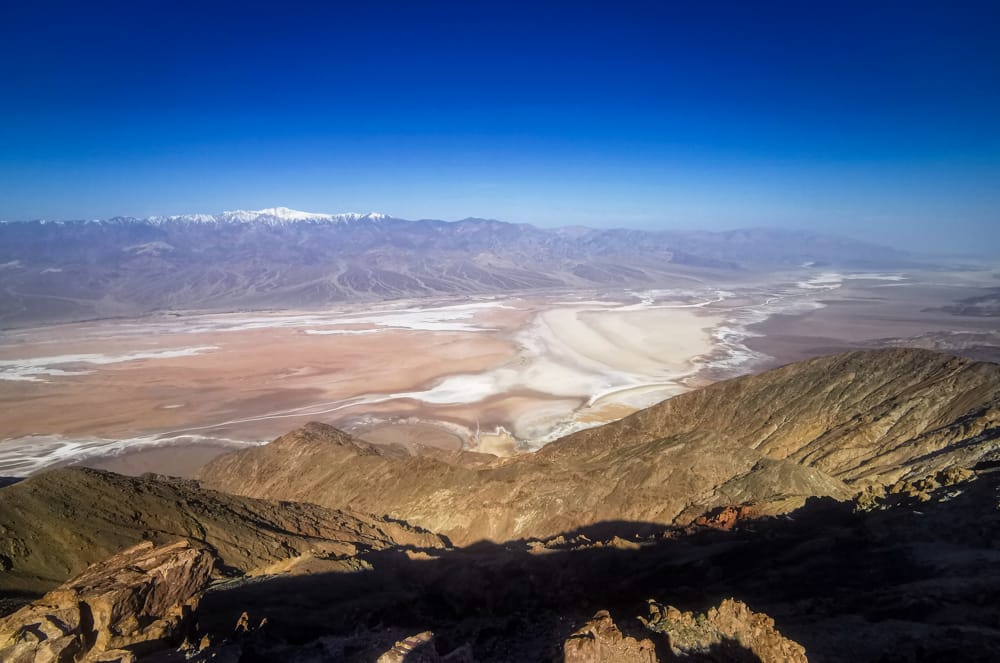 Panorama de la vallée de la mort depuis Dante's Point en road trip