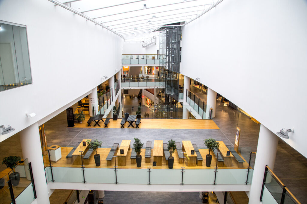 Shopping Mall