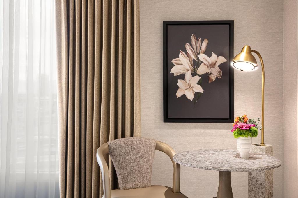 Détail chambre Bellagio Las Vegas — mobilier suite Resort Tower