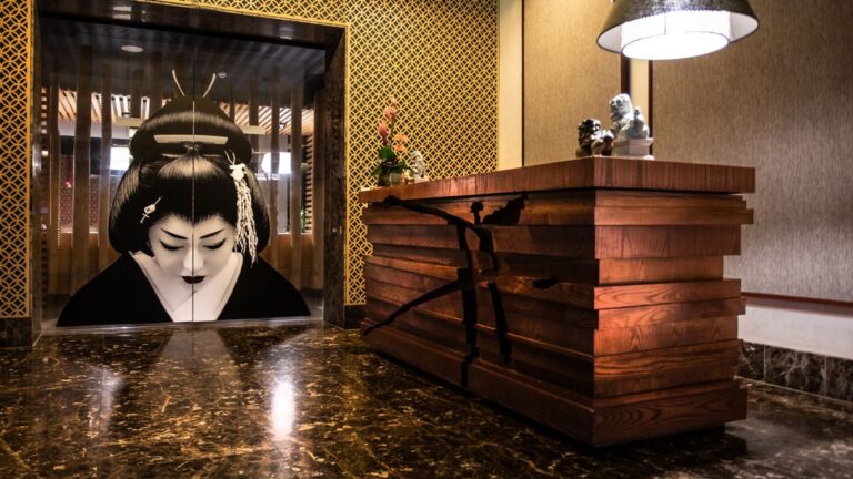 front desk St Regis Resort Mauritius