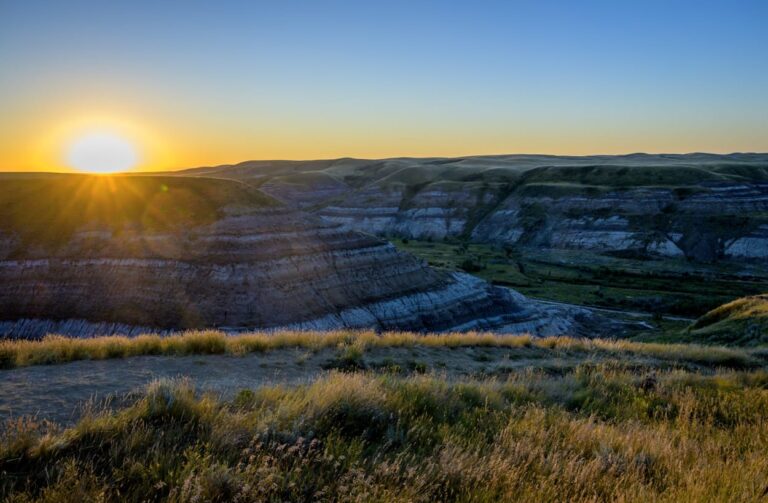 coucher de soleil sur les badlands