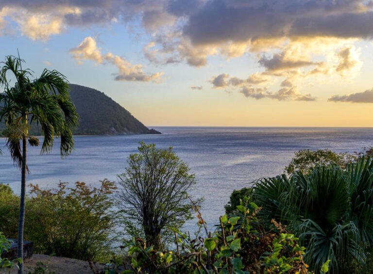 plage sainte-anne guadeloupe lagon turquoise baignade