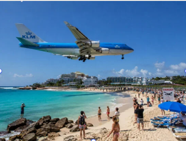 Maho Beach Saint-Martin, la plage où les avions effacent le ciel