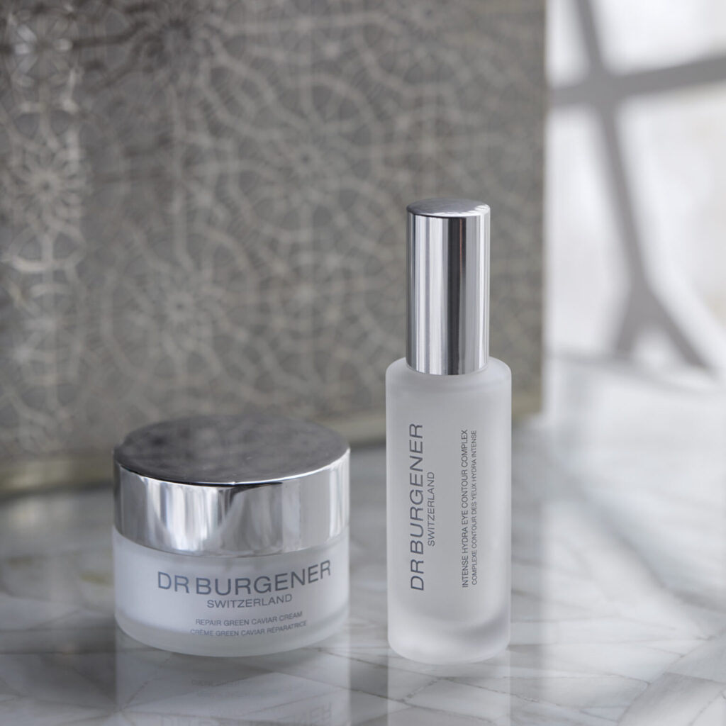 En associant le protocole Hydrafacial® Platinum aux actifs d'exception de Dr Burgener Switzerland, le spa célèbre la haute esthétique sur-mesure.